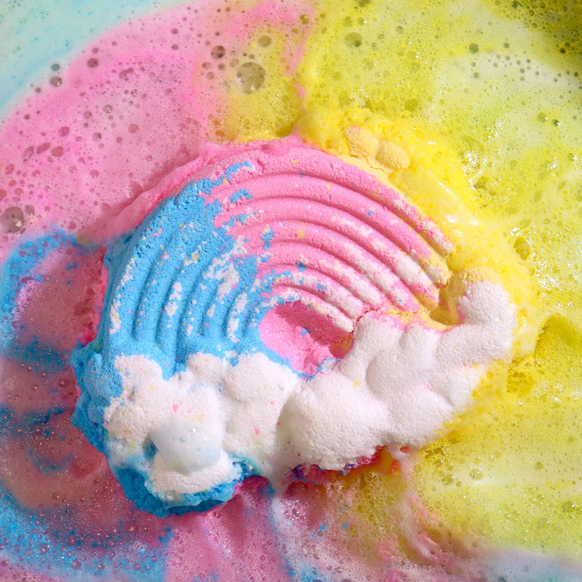 Cloud Bathbomb - Mango (95g) - Soak Sanctuary Bath Bombs