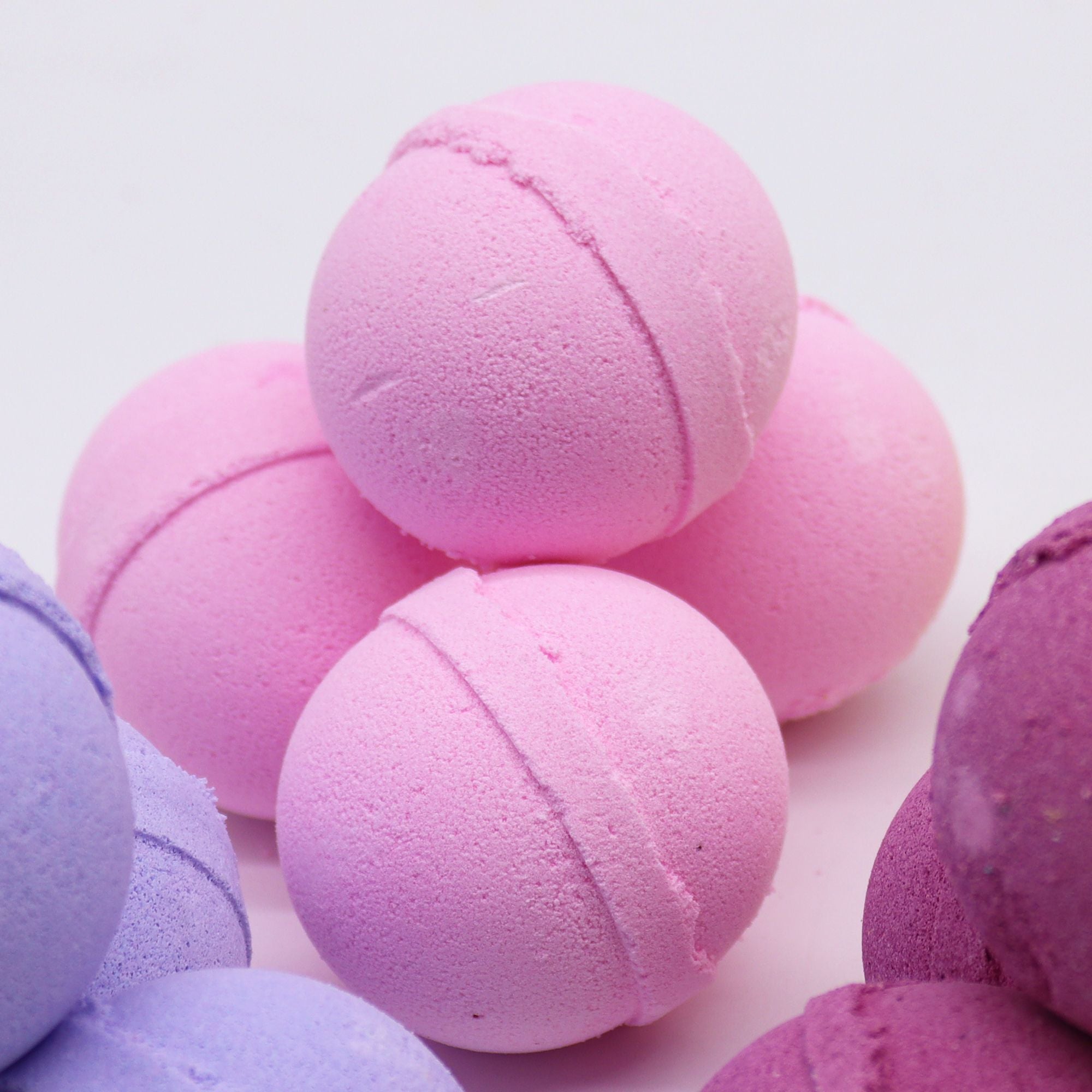 Essential Oil Bath Bomb - Frankincense & Rose - Soak Sanctuary Bath Bombs