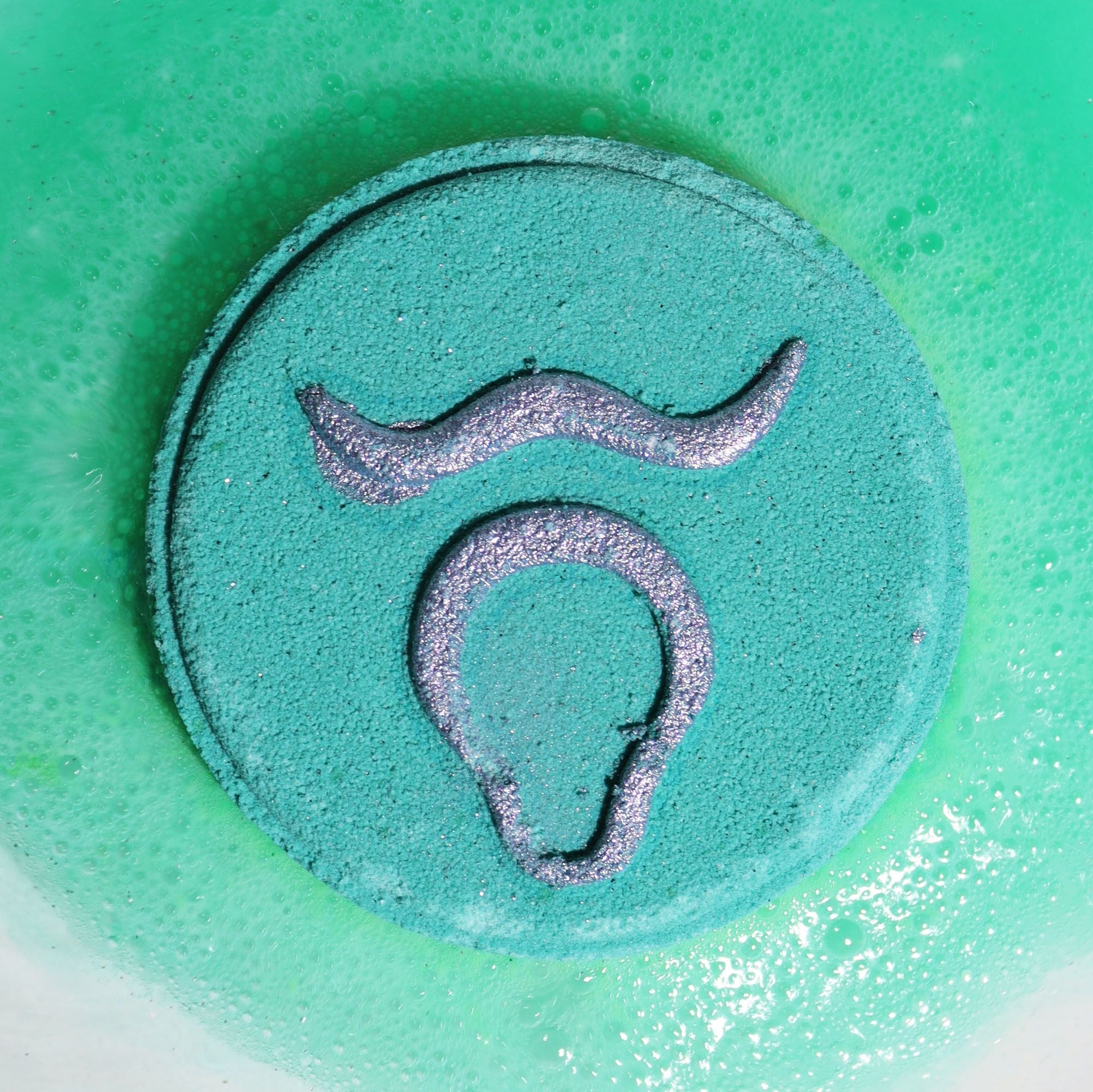 Taurus Bath Fizzers with Horoscope - Soak Sanctuary Bath Bombs