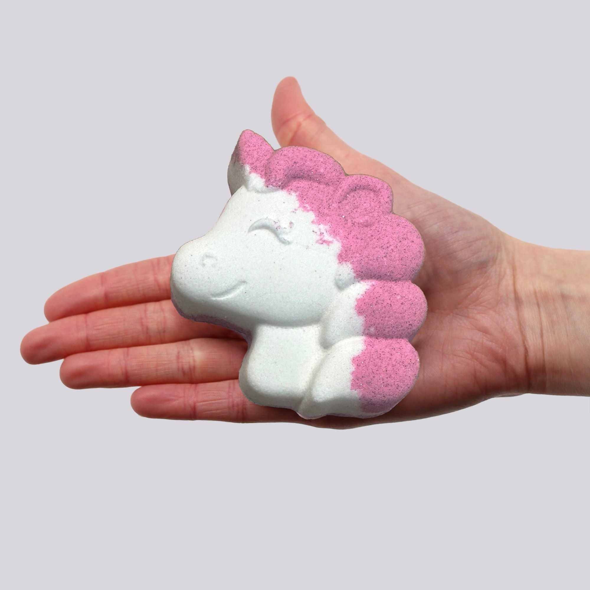Unicorn Bath Bomb - Passion Fruit (100g) - Soak Sanctuary Bath Bombs