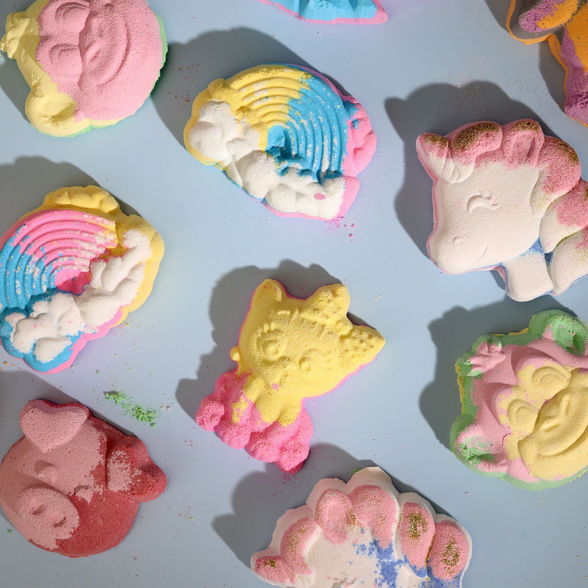 Monkey Bathbomb - Guava & Strawberry (90g) - Soak Sanctuary Bath Bombs