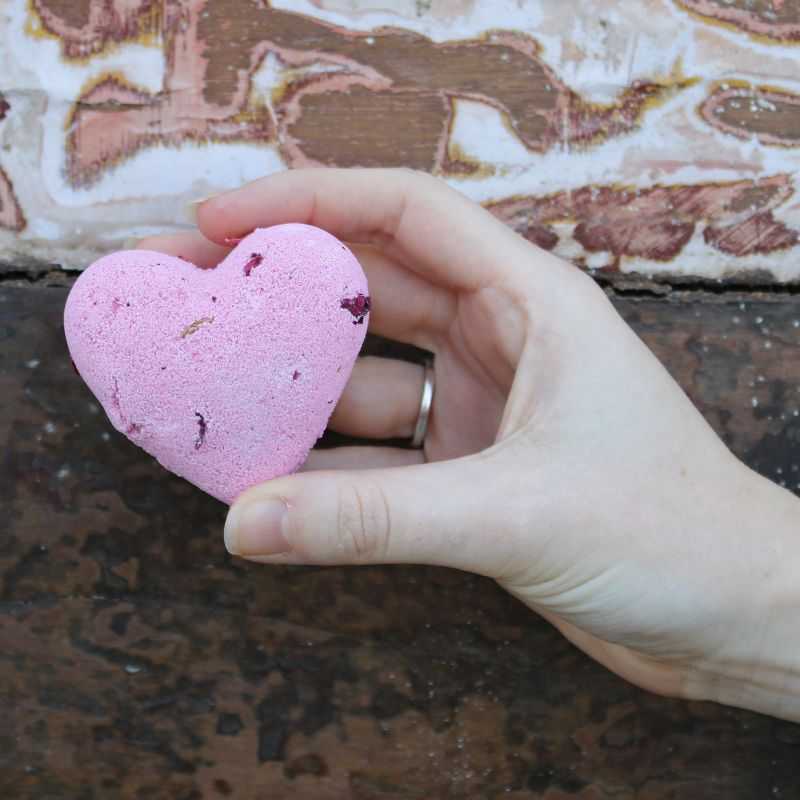 Heart Bath Bombs - Ylang Ylang & Rose (Pk 5) - Soak Sanctuary Bath Bombs