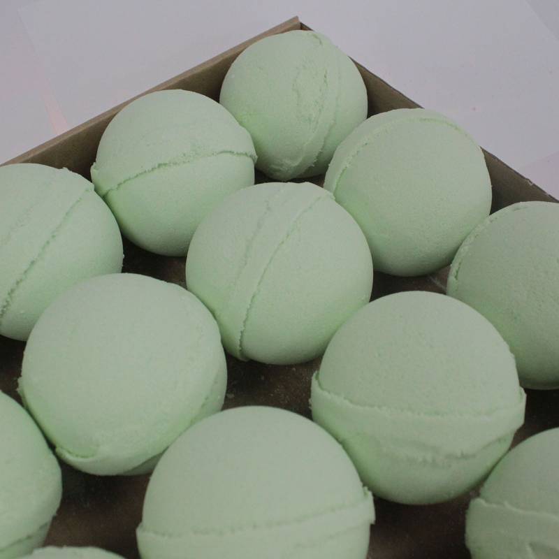 Lemon Eucalyptus Jumbo Bath Bomb - Soak Sanctuary Bath Bombs